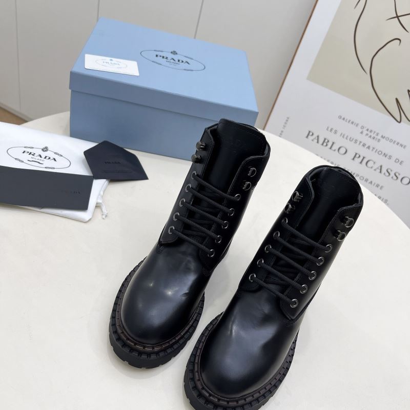 Pra*a boots
